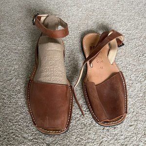 Pons Classic strap Tan Avarcas sandal